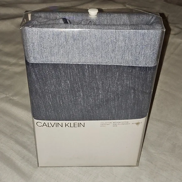 Calvin Klein King Pillowcases Heathered Blue - Picture 1 of 7